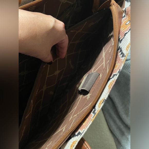 Large Wrangler tote - Picture 2 of 4